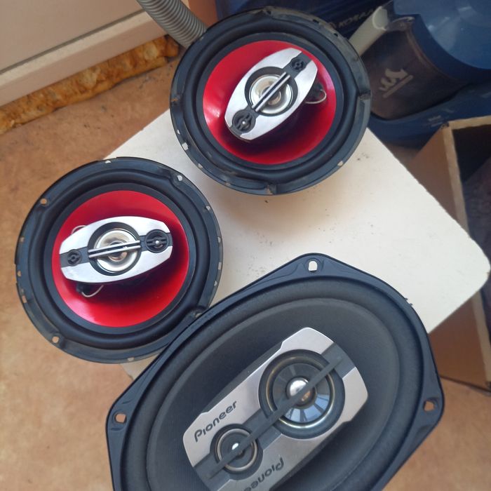 Продам музыкальные колонки пионер блины, Урал 16 радиуса.