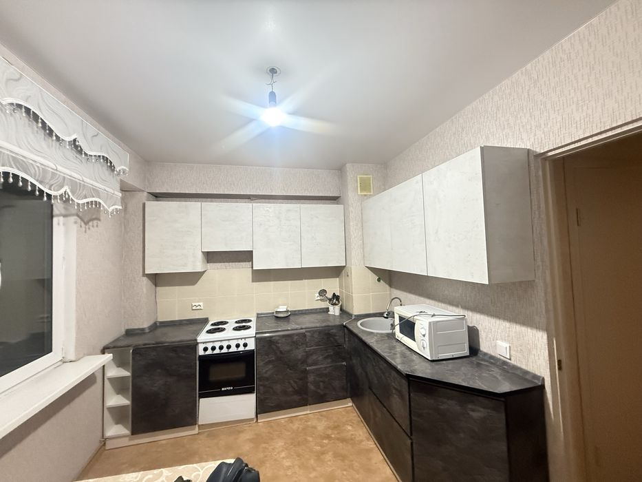 1х комнатная квартира в районе КШТ