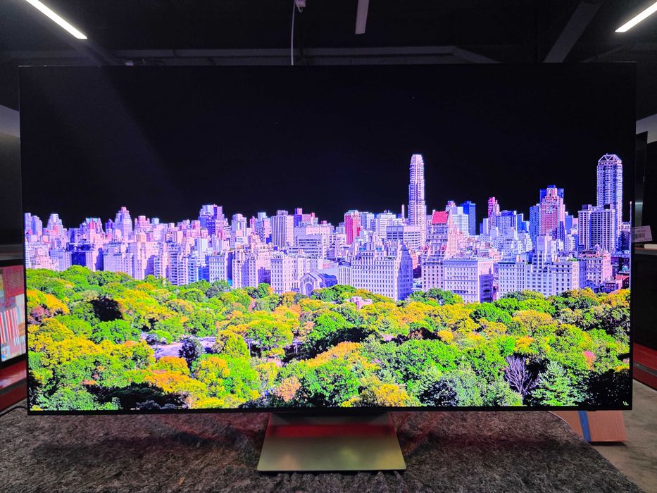 Televizor Smart SAMSUNG OLED QE77S90H 195 cm 4K Ultra HD 144Hz QD-OLED HDR Smart TV WiFi Clasa F Garantie Reselecto