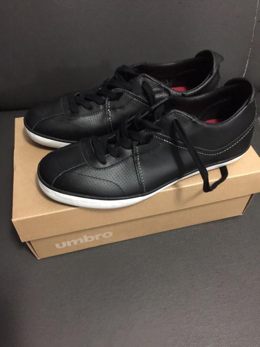 Adidasi Barbati Umbro Piele Naturala 40.5 41