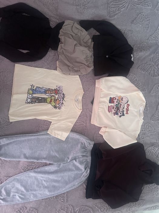 Продаются вещи на девочку