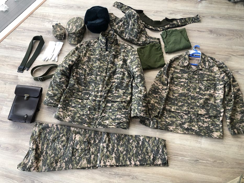 Полный комплект военной формы (ВК МУИТ) — Бушлат, Китель, Берцы