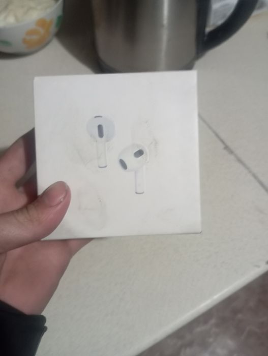 Продам наушники без проводные