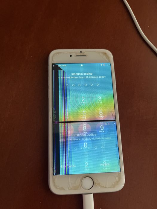 iPhone 6s продаю