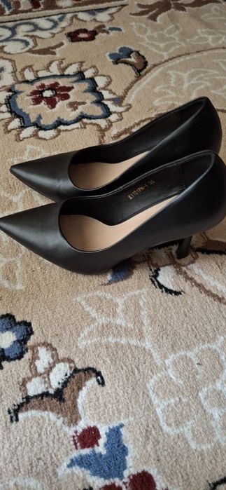 Продам туфли чёрные