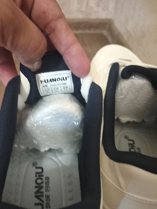 Кроссовка сатылады ер балаға арналған