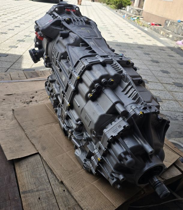 Cutie viteza 0DS321247 și motor electric 971901152D Porsche Panamera 9