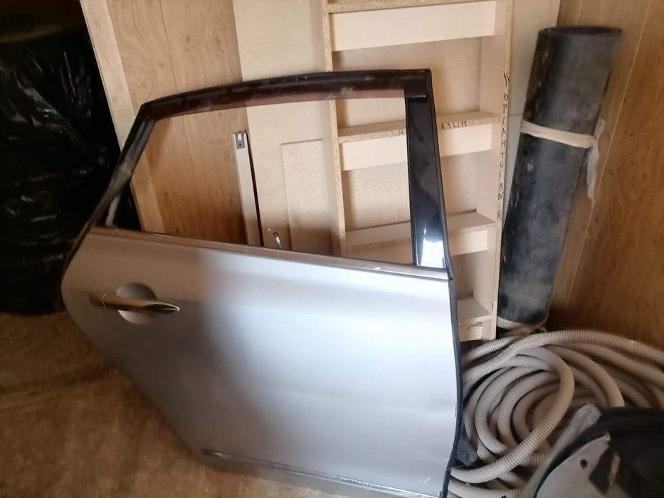 Двери Nissan Teana J32