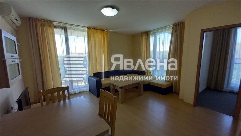 Продава се Двустаен апартамент в Приморско - 65 кв.м за 1628 €/кв.м - Снимка #1