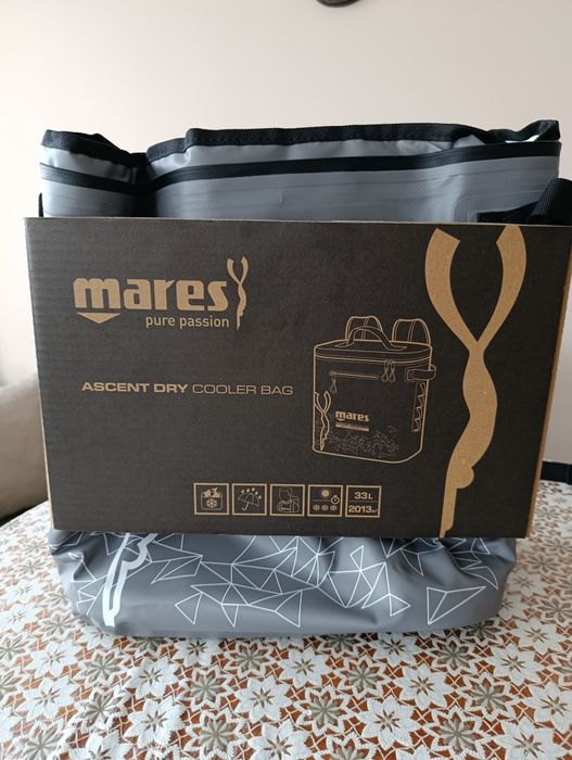 Хладилна чанта MARES