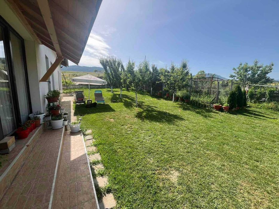 Продава се Къща в Велинград - 165 кв.м за 1200 €/кв.м - Снимка #2