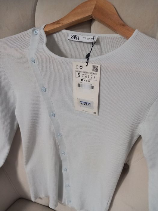 Cardigan baby blue cu năsturei măsură S Zara
