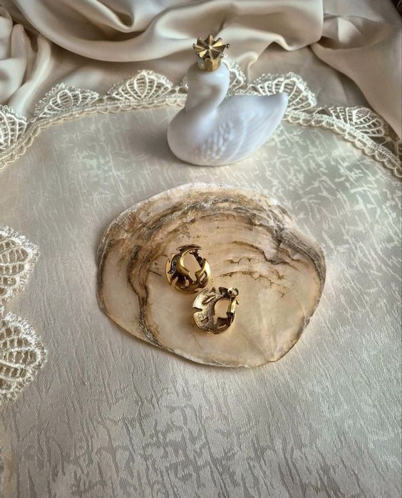 Позлатени обеци с английско закопчаване