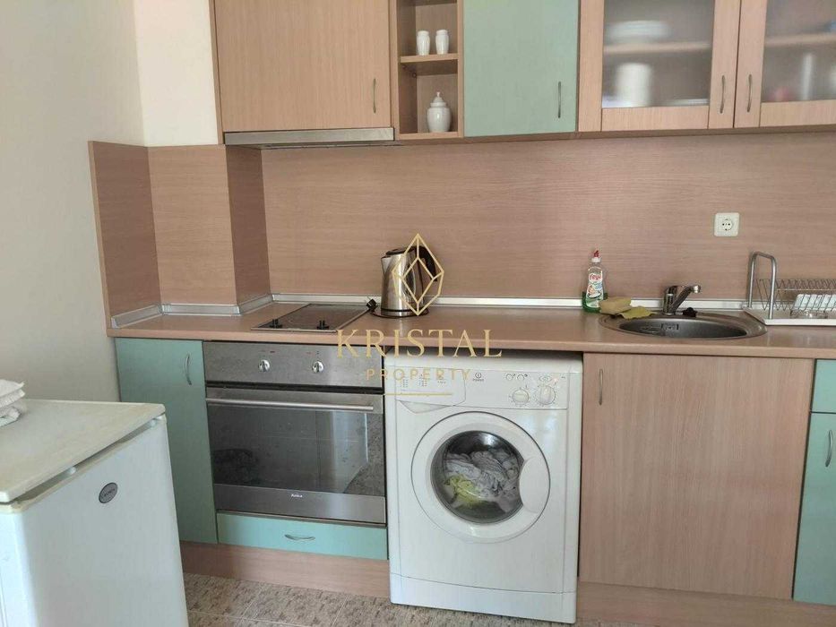 Продава се Двустаен апартамент в к.к. Слънчев бряг - 55 кв.м за 1300 €/кв.м - Снимка #2