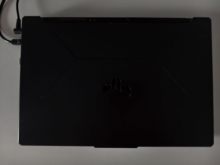 Ноутбук Asus tuf Gaming a17 A706IU