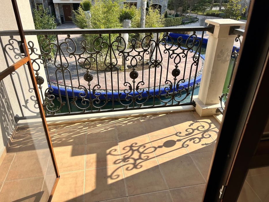 Дава се под наем Едностаен апартамент в к.к. Слънчев бряг - 45 кв.м за 200 € - Снимка #1