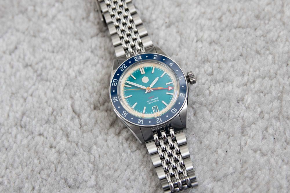 Автоматичен GMT часовник със Сапфир San Martin