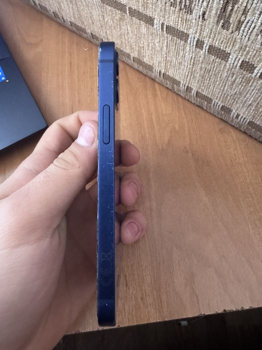 Продается айфон 12 мини