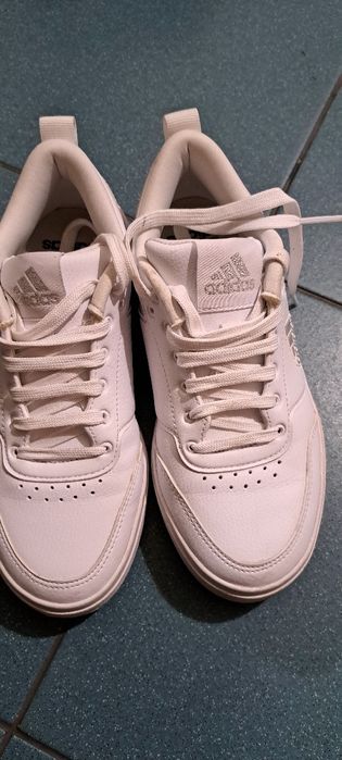 Adidași ADIDAS..