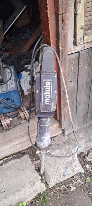 Отбойный молоток