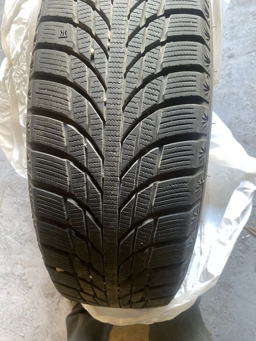 Продам шины 185/65 R15 92T XL.