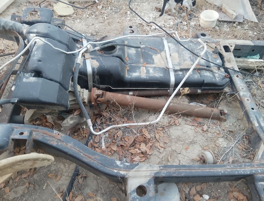 Запчасти продается рама