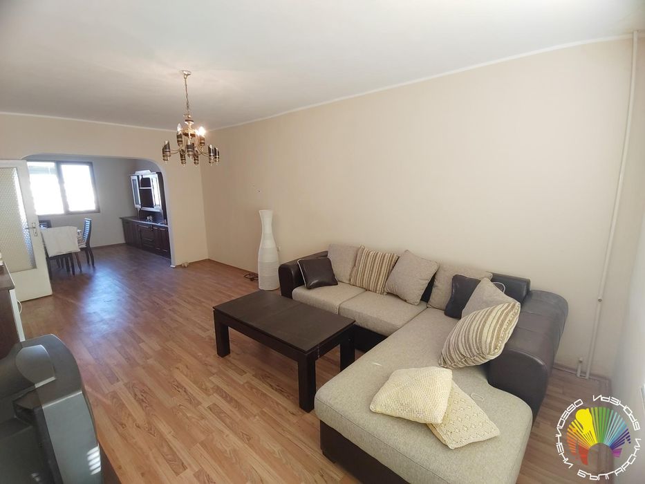 Продава се Многостаен апартамент в Бургас, Изгрев - 114 кв.м за 1395 €/кв.м - Снимка #1