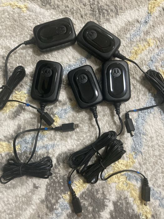 Motorola zaryadka