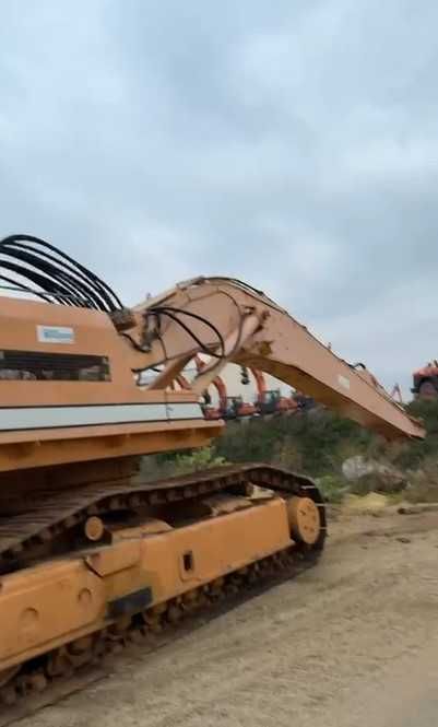 SCHIMB Excavator pe senile Liebherr R974