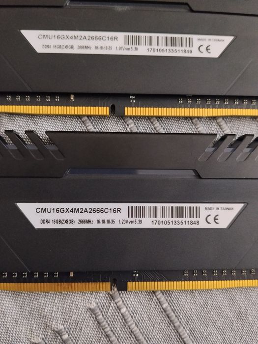 Kit  Ddr4 Corsair Vengeance 16 gb 2666 mhz