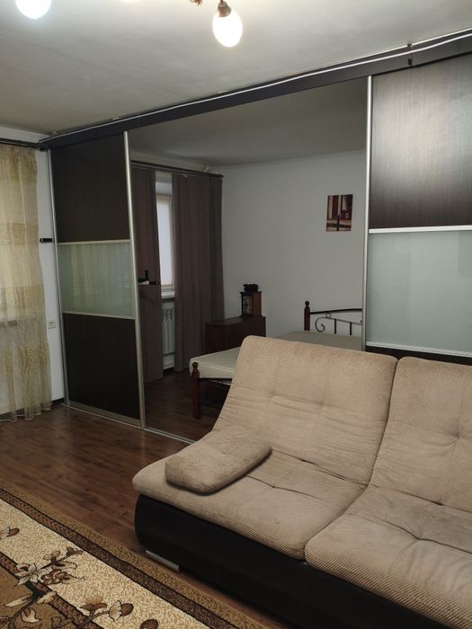 Продам 2-комнатную квартиру