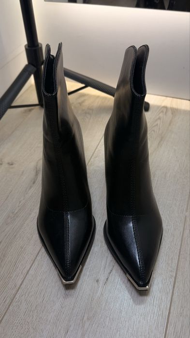 Сапоги новые на весну