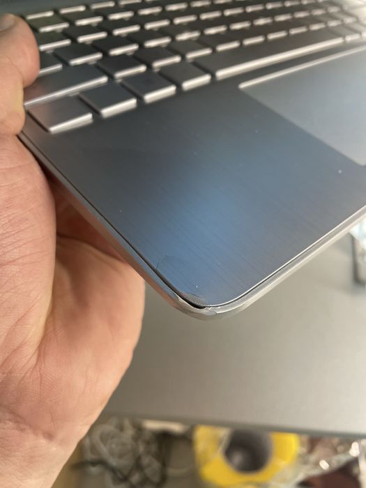 HP  i5-1235U/8gb/512gb