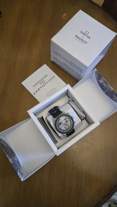 Omega swatch moonswatch