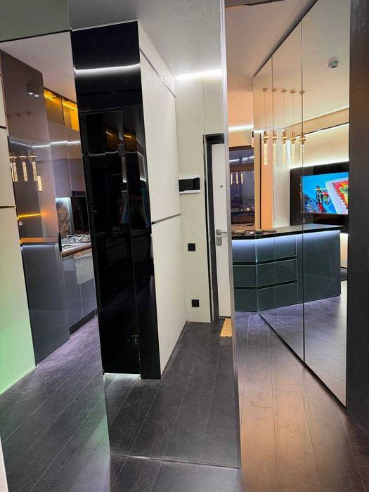 *Высокий доход BLACK TOWER квартира в центре с арендатором.Евро люкс