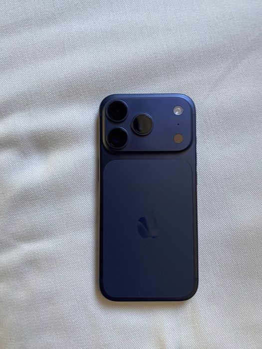 iPhone 17 Pro синий 512 ГБ