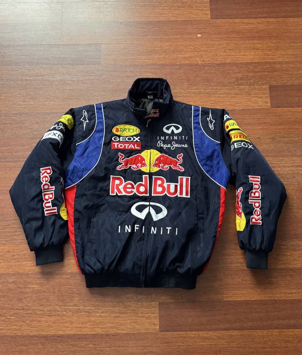 Продам Куртку ветровку