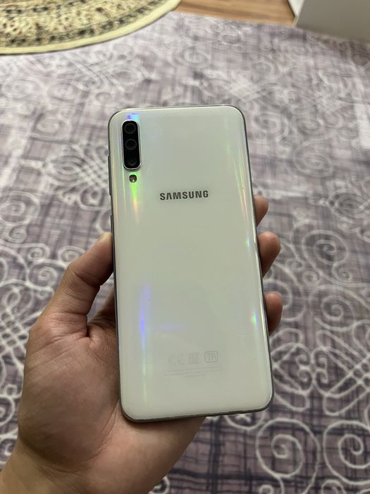 Samsung A50/Самсунг А50 на 64ГБ