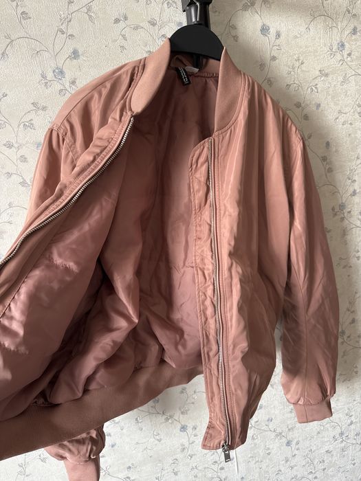 Весенния куртка