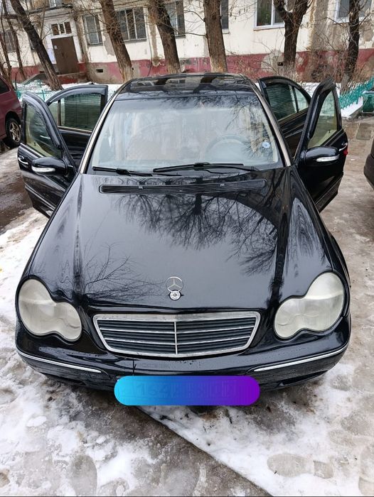 Продам Мерседес W203. С 240