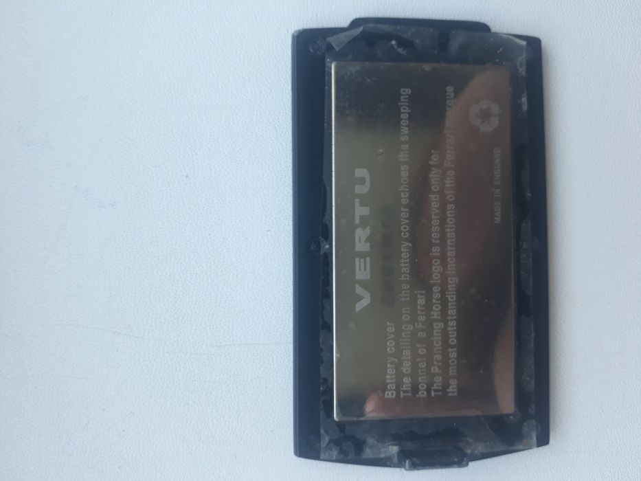 VERTU FERRARI. Vertu ferrari