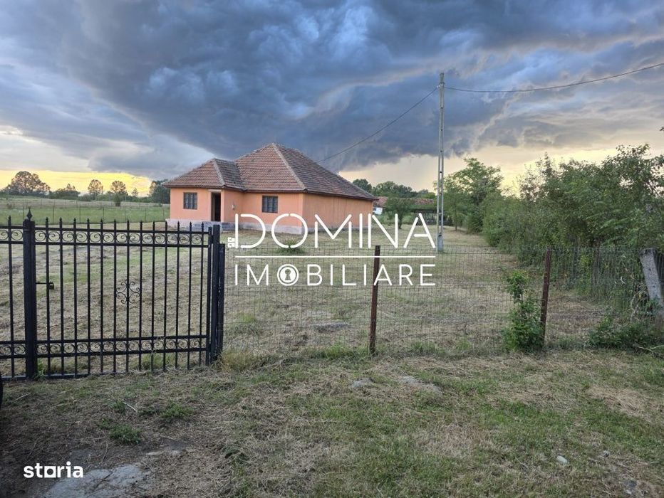 Vanzare casa cu teren 4.000 mp – la doar 9 km de Targu Jiu - Budieni