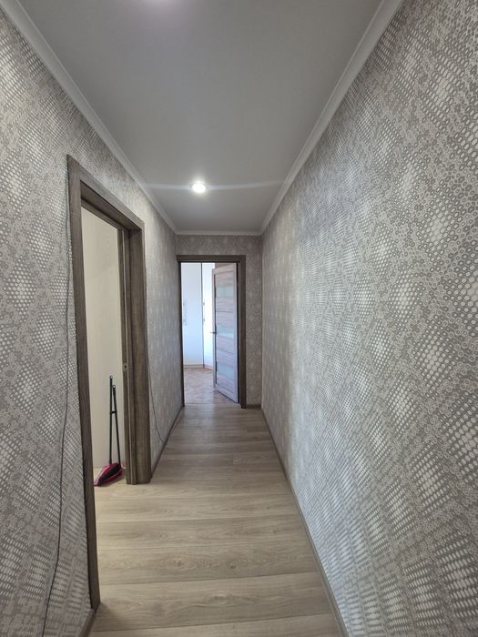 Продам 3 ком.индивидуальной планировки