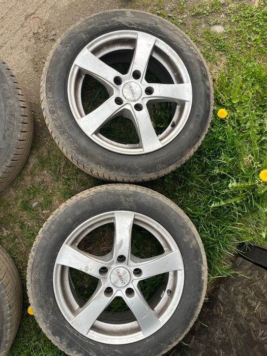 Cauciucuri și jante BMW și Ford Mk2 DETALII DESCRIERE