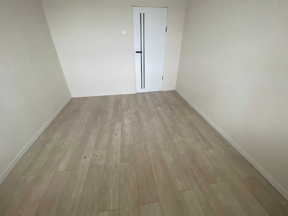 Продам 4х комн кв 11мкр