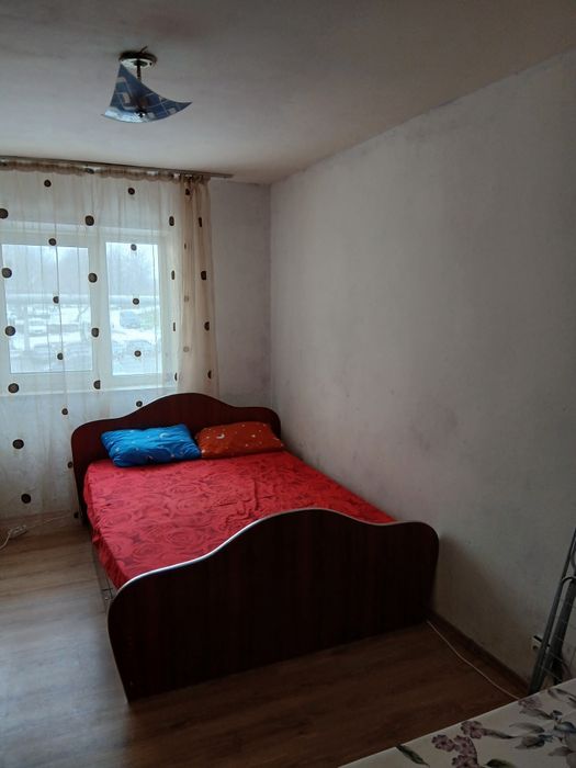 Închiriez camera stil garsoniera