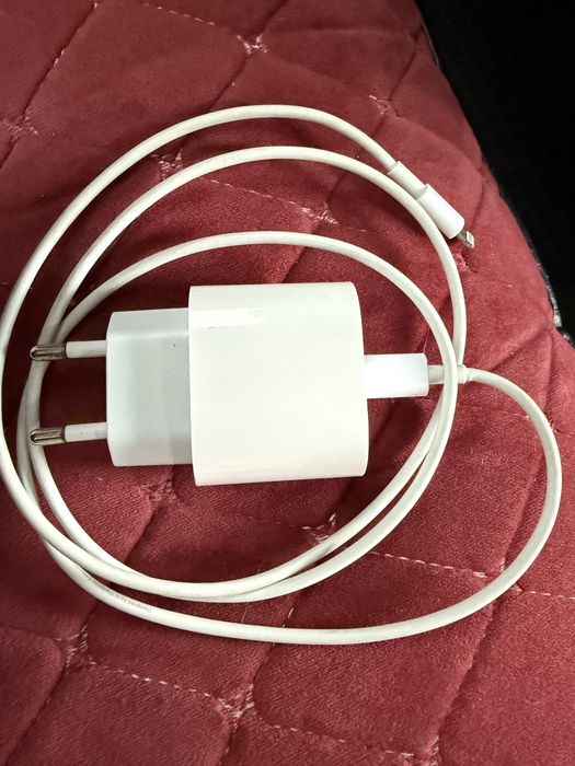 Зарядка на айфон (оригинл)