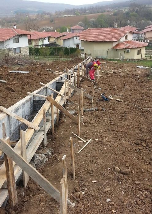 Изграждане на основи,бетони работи зидария