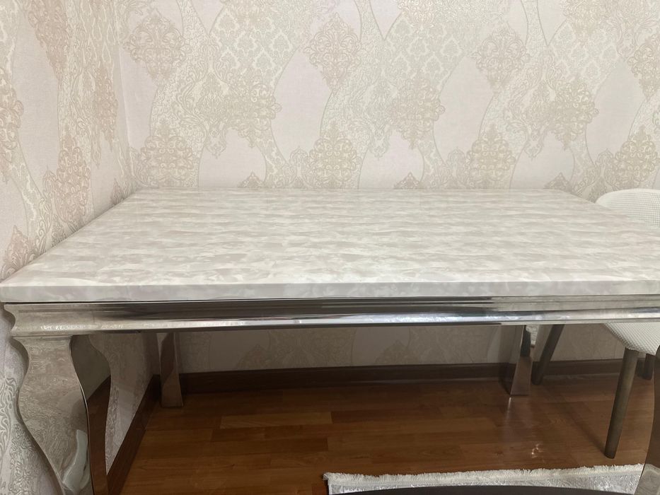 Стол, мрамор натуральный, очень тяжелая