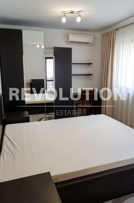 Дава се под наем Тристаен апартамент в Варна, Генералите - 80 кв.м за 650 € - Снимка #1